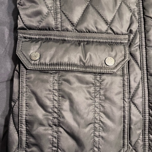Vince Camuto Sleeveless Vest - Picture 6 of 11